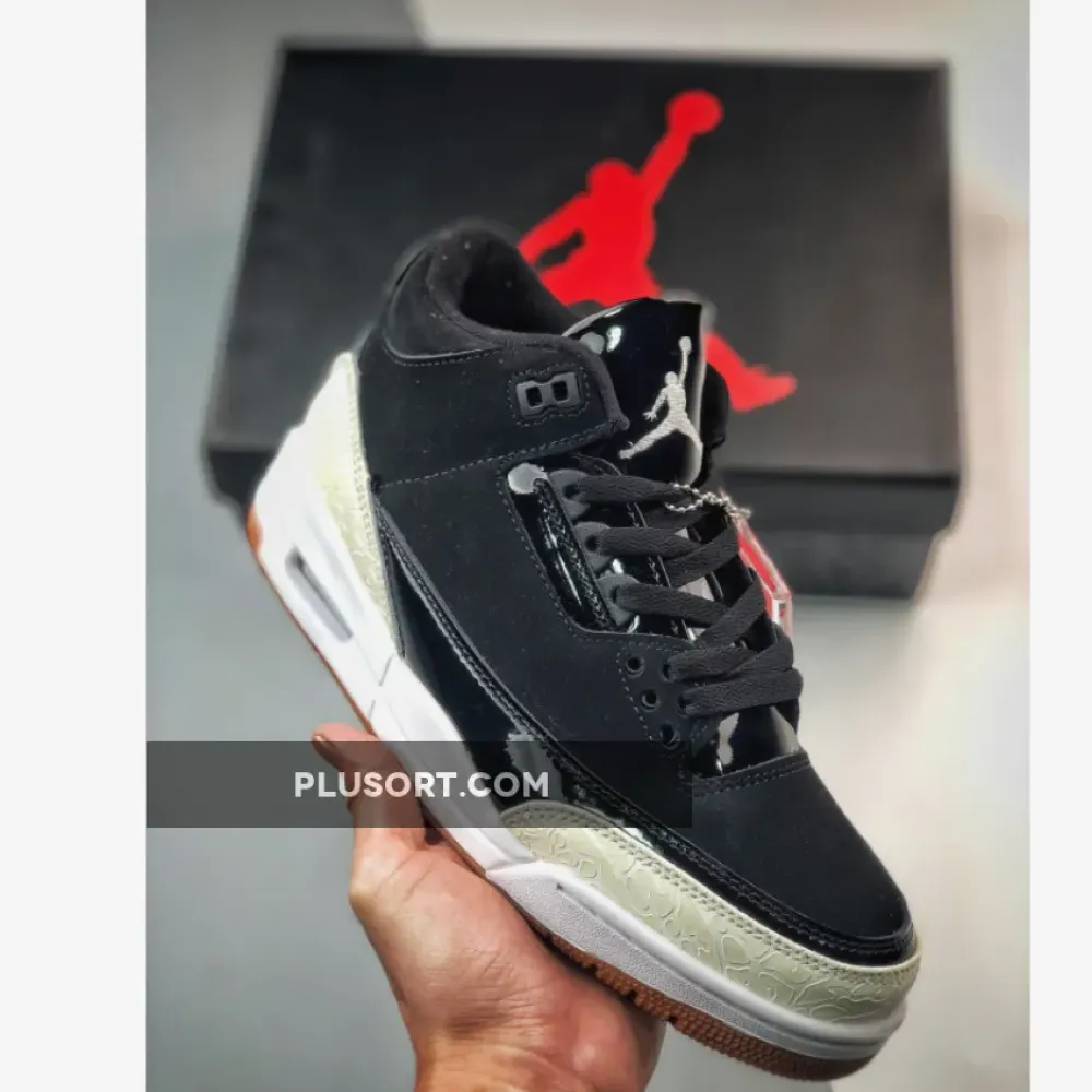 Air Jordan 3 Retro “Black White Gum”  441140-022