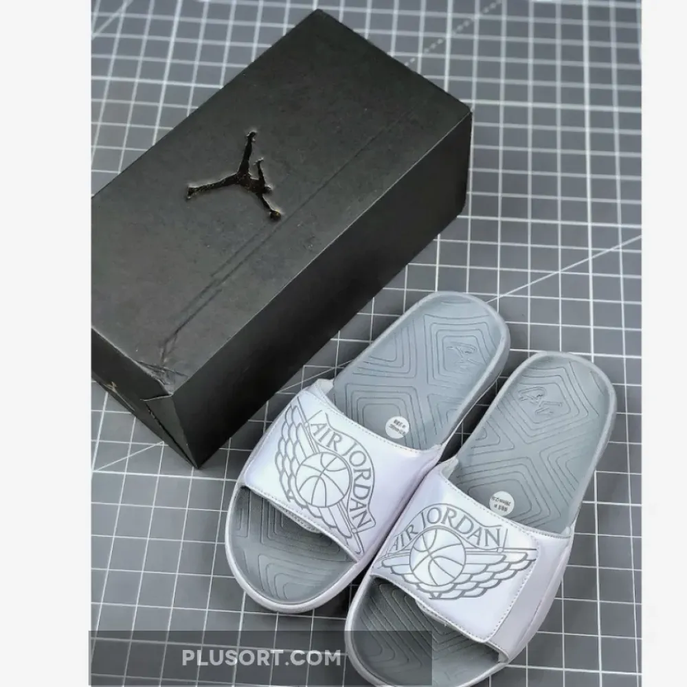 Jordan Hydro 7 V2 White Grey