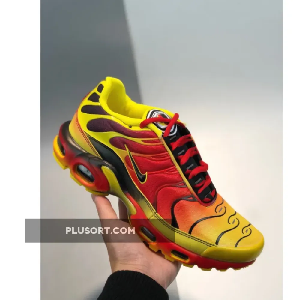 Nike Air Max Plus ‘Gradient’ Chrome Yellow Bright Crimson CT0962-700