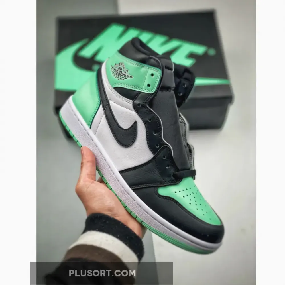 Air Jordan 1 High OG White/Black-Green Glow  DZ5485-130