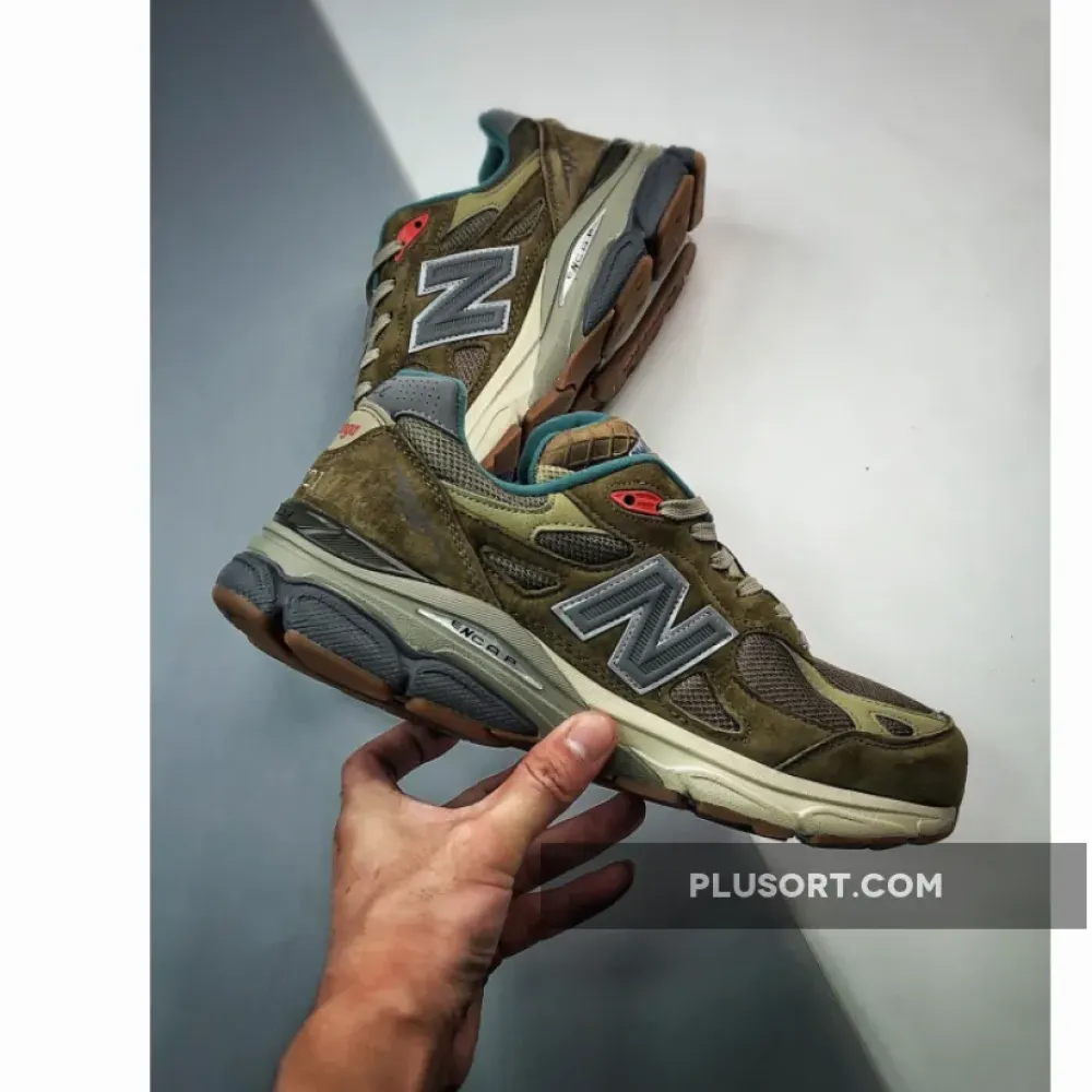 Bodega x New Balance 990v3 “Here to Stay”  M990BD3