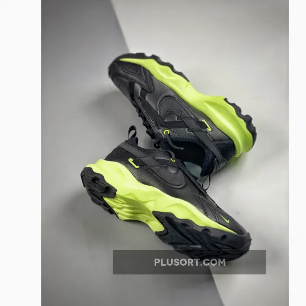 Nike TC 7900 Black Ghost Green  DD9681-001
