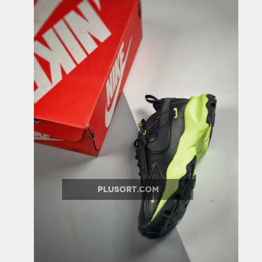 Nike TC 7900 Black Ghost Green  DD9681-001