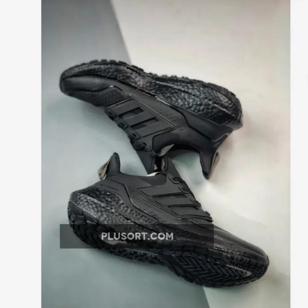 adidas Ultra Boost 21 Cold.RDY Triple Black  S23895