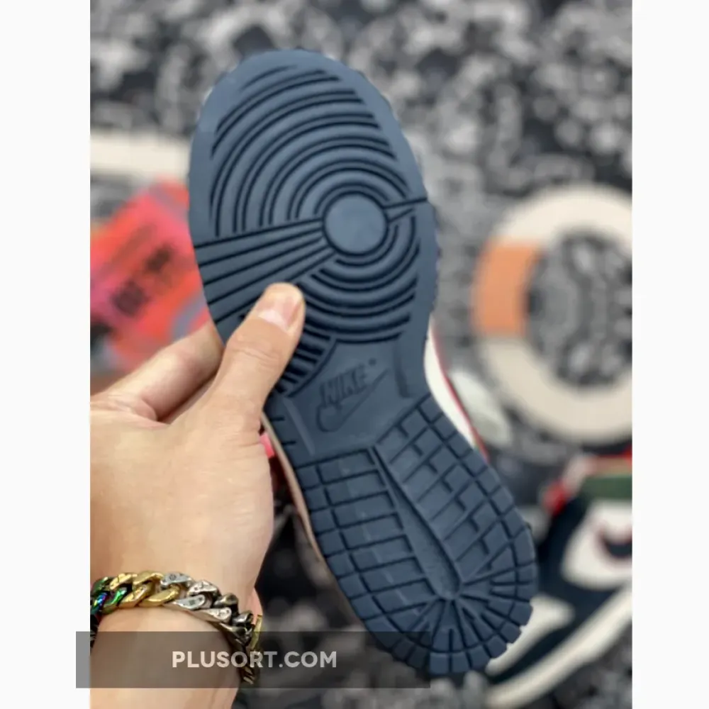 Nike Dunk Low Navy Green Red