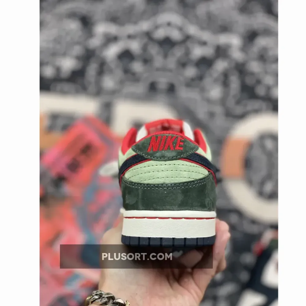 Nike Dunk Low Navy Green Red