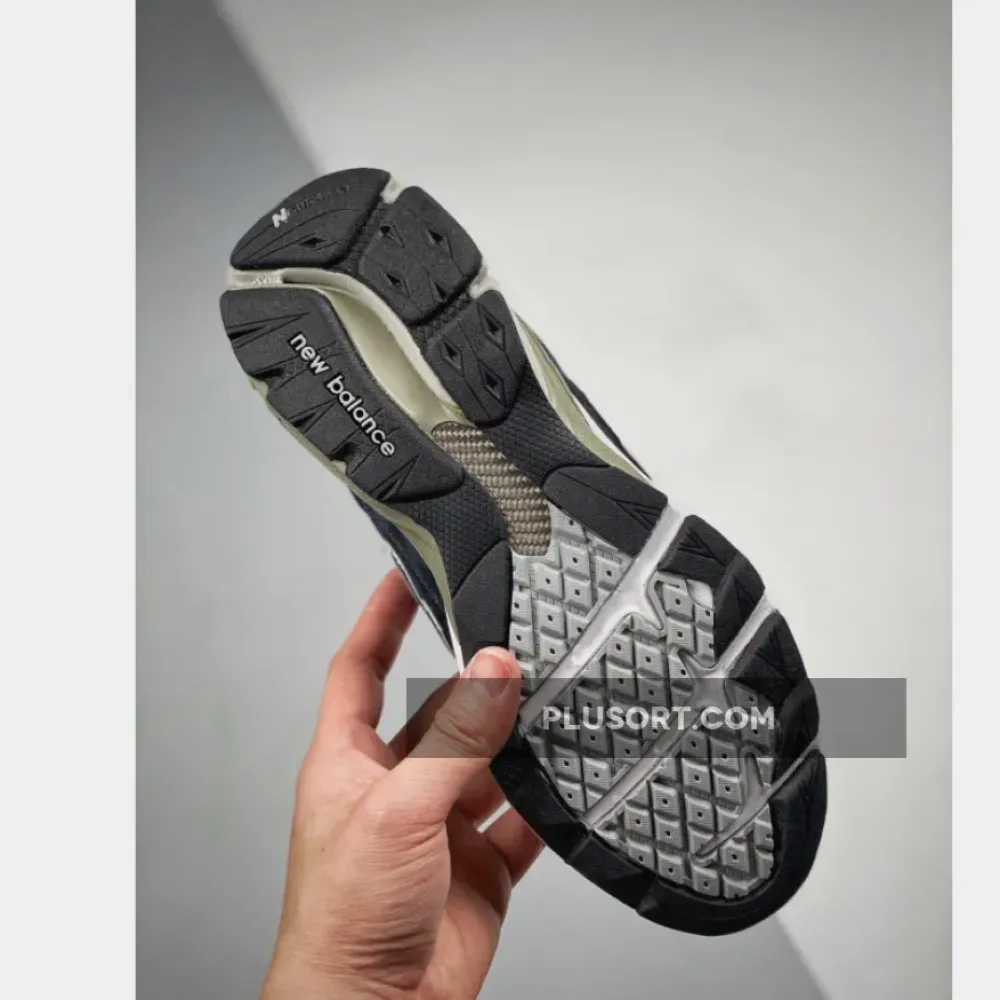 New Balance 990v3 Navy White M990NB3