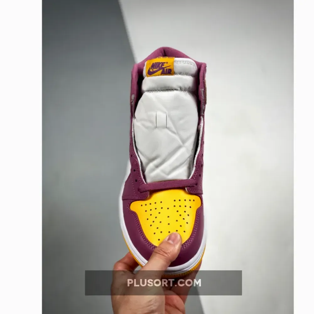 Air Jordan 1 High OG ‘Brotherhood’ University Gold/Light Bordeaux-White 555088-706