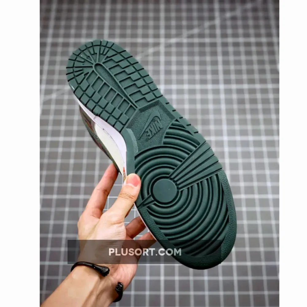 Nike Dunk Low SE ‘Multi Camo’ Sail/Vintage Green-Total Orange DH0957-100