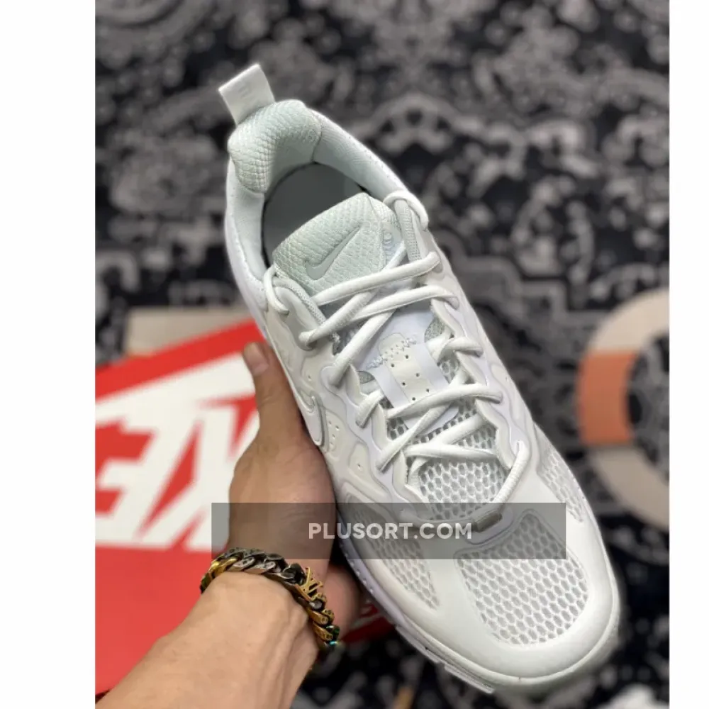 Nike Air Max Genome ‘Triple White’  CZ1645-100