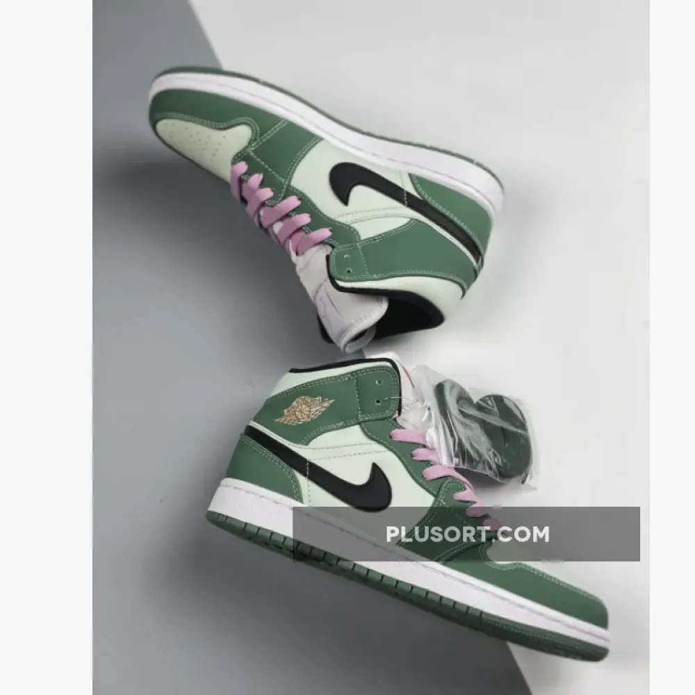 Air Jordan 1 Mid SE Dutch Green/Black-Barely Green CZ0774-300