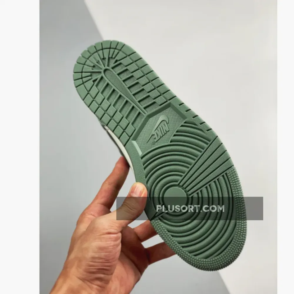 Air Jordan 1 Mid SE Dutch Green/Black-Barely Green CZ0774-300