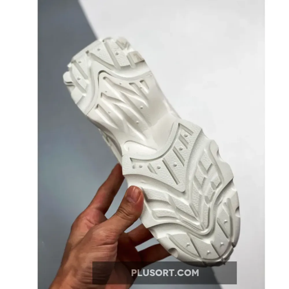 Nike TC 7900 Sail/Black  DD9682-100