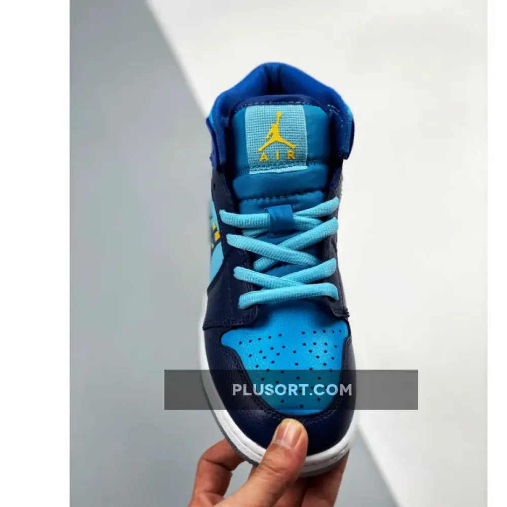 Air Jordan 1 Mid ‘Fly’  BV7446-400