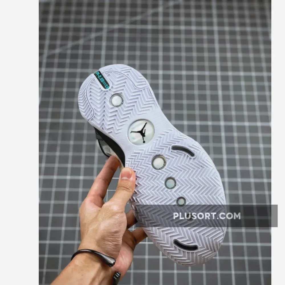 Air Jordan 34 Low “Guo Ailun”  CZ7748-100