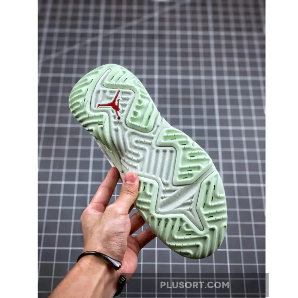 Jordan Delta SP “Jade Aura”  CD6109-100