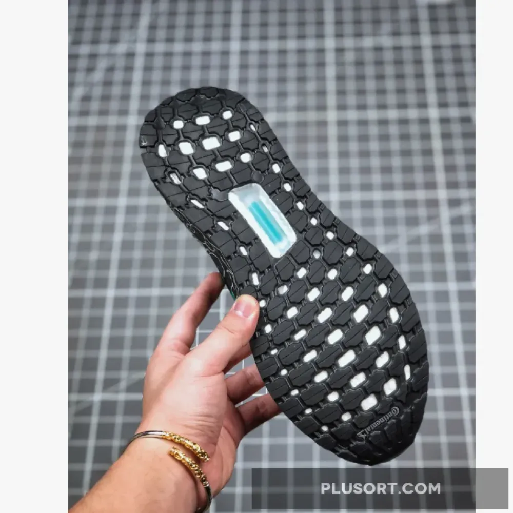 adidas UltraBOOST 20 Black/Glory Green FX8887