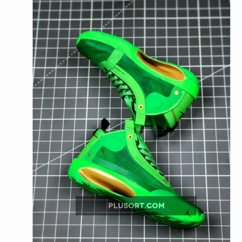 Jayson Tatum’s Air Jordan 34 ‘Celtics Green’ PE