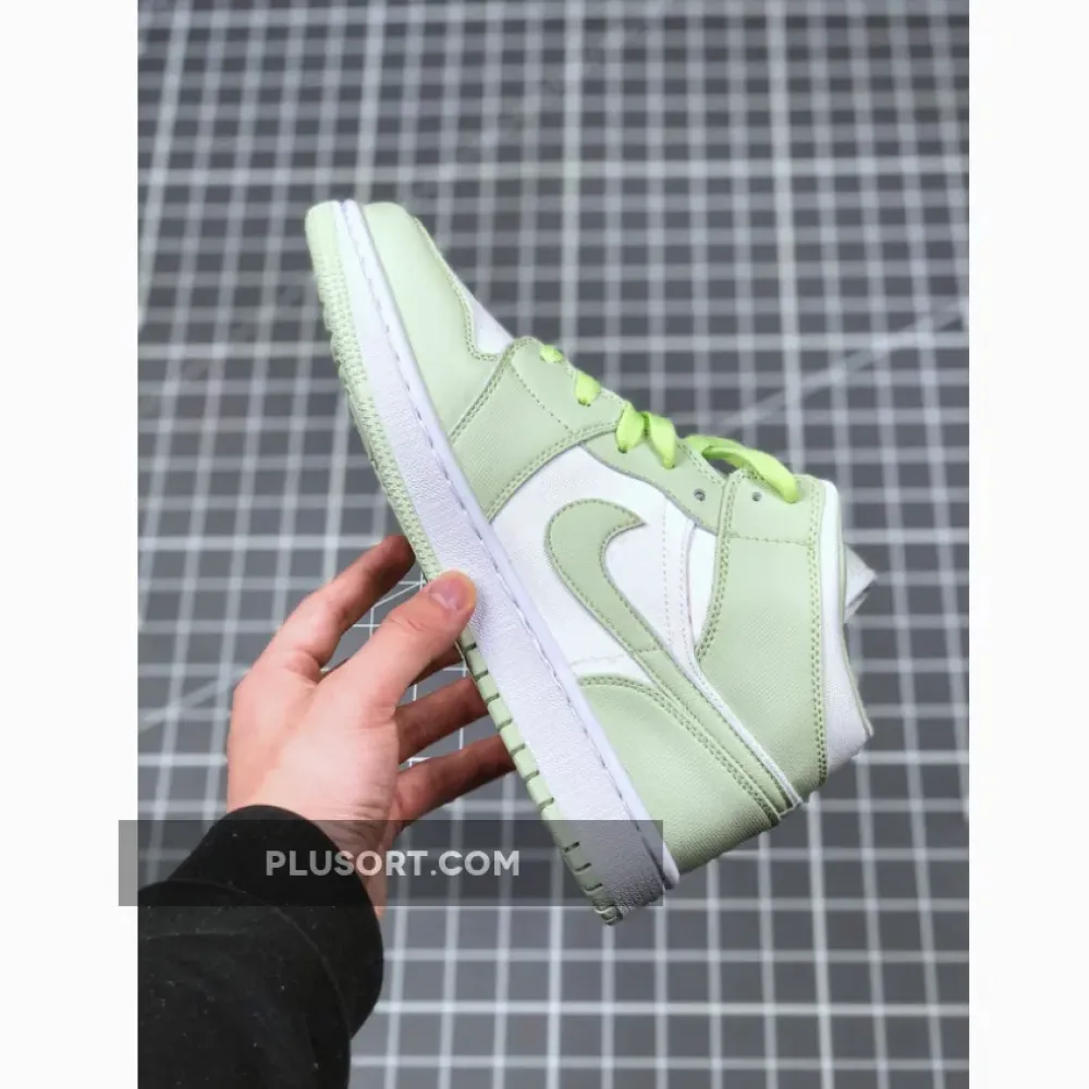 Air Jordan 1 Mid WMNS White/Spruce Aura  CV5280-103