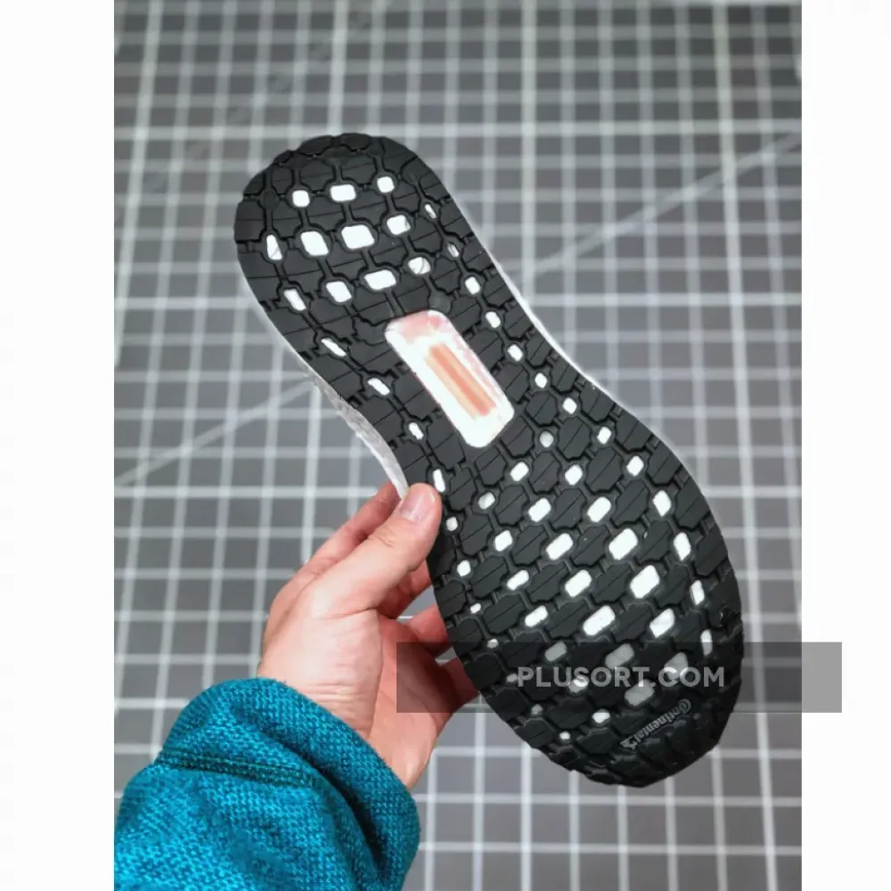 adidas UltraBOOST 2020 “Solar Red”  FV8449