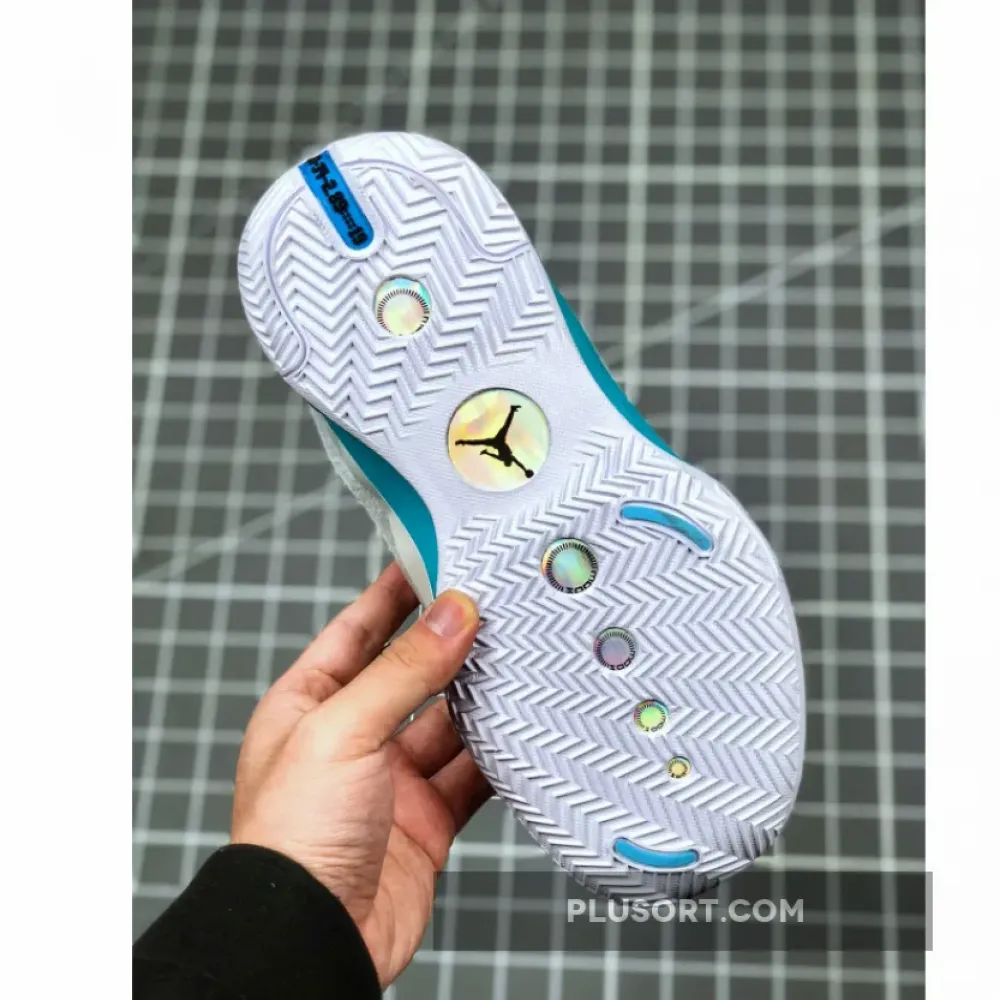 Air Jordan 34 “Snow Leopard” White/Aurora-Metallic Silver AR3240-103