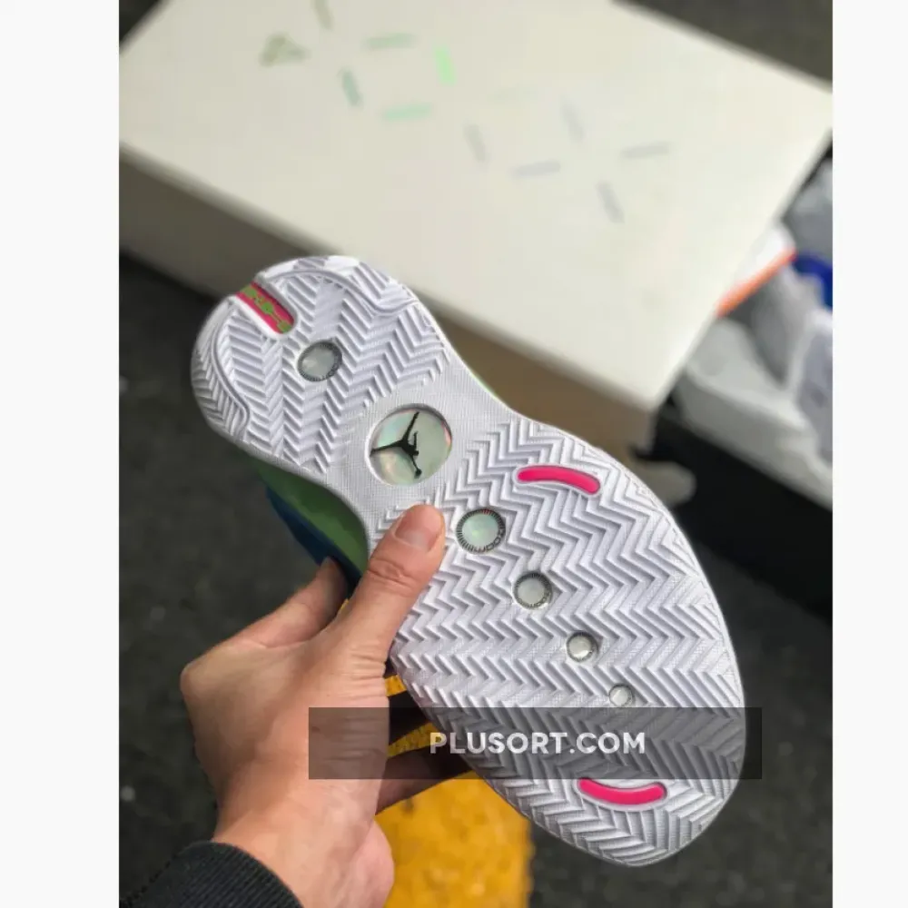 Jayson Tatum’s Air Jordan 34 ‘Blue O’ PE