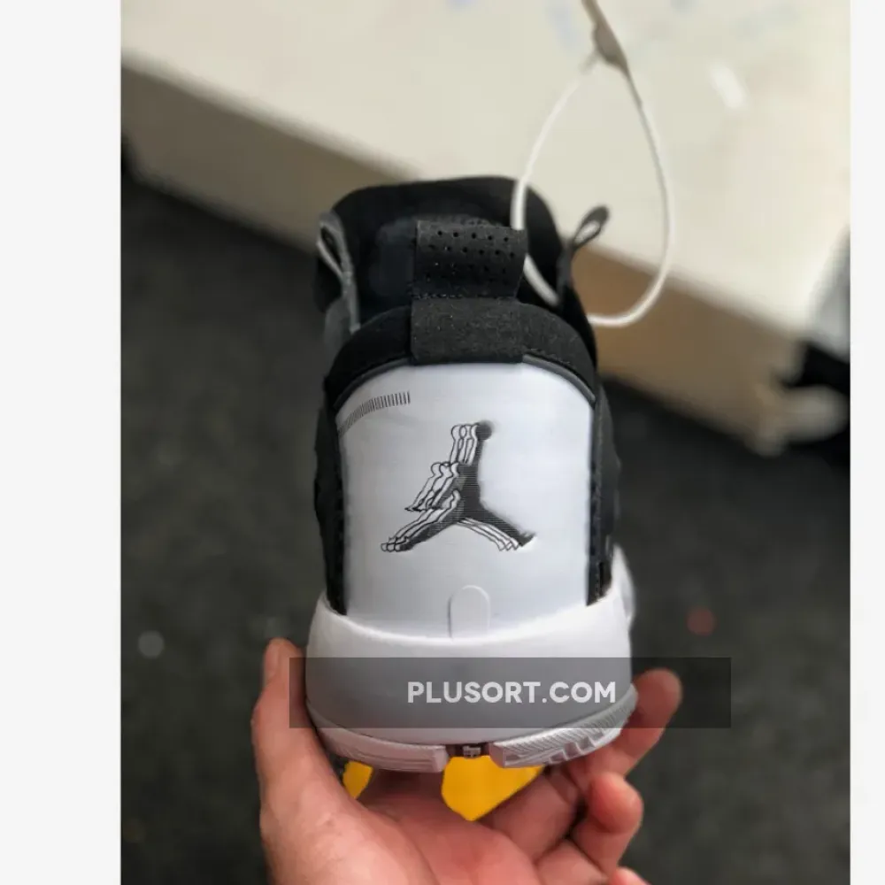 Air Jordan 34 Eclipse Black/White  AR3240-001