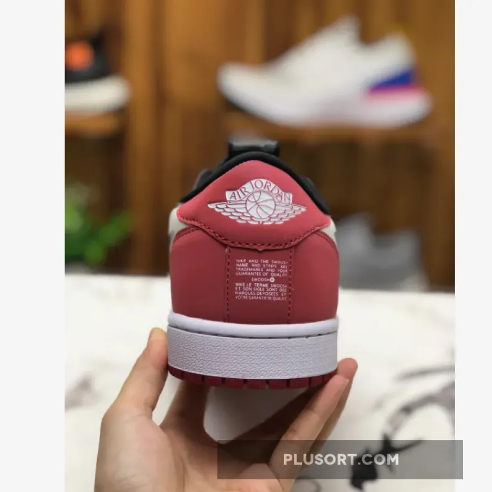Air Jordan 1 Low Slip WMNS ‘Chicago’ Varsity Red/White-Black BQ8462-601