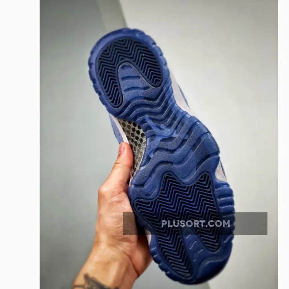 Air Jordan 11 Velvet Midnight Navy/Metallic Silver-White  AR0715-441