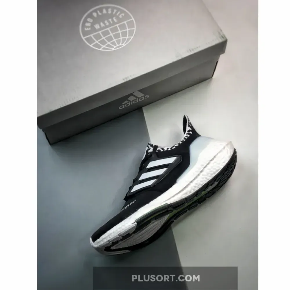 adidas Ultra Boost 22 Core Black/Cloud White/Almost Lime GX8019