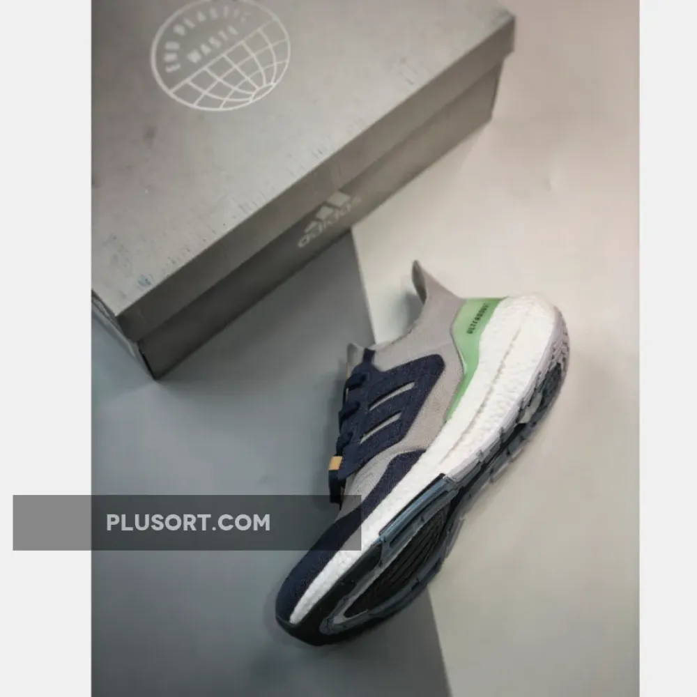 adidas Ultra Boost 22 Halo Silver Shadow Navy  GX9158