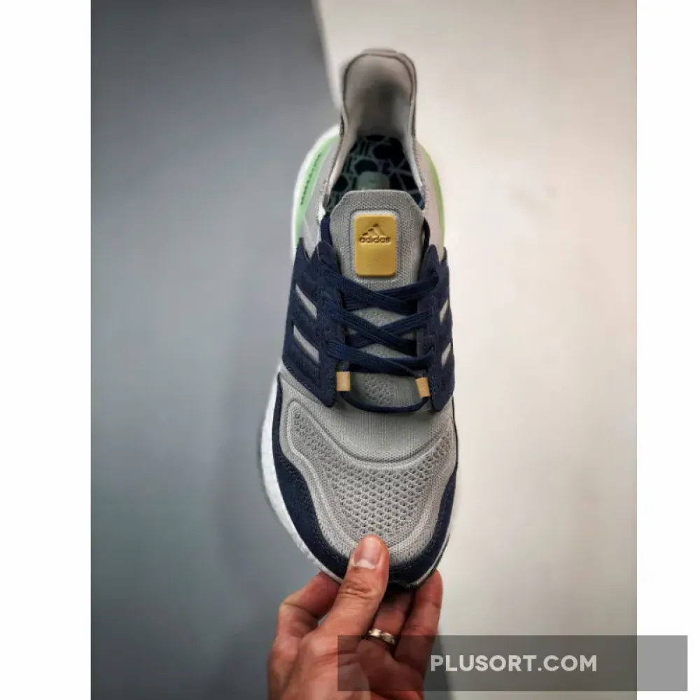 adidas Ultra Boost 22 Halo Silver Shadow Navy  GX9158