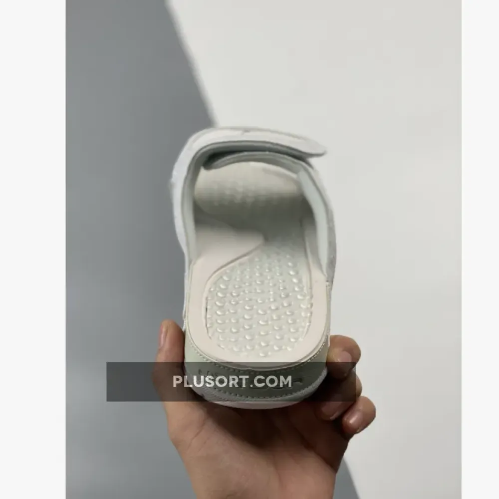 Jordan Hydro 13 Slide White/Metallic Silver  684915-100