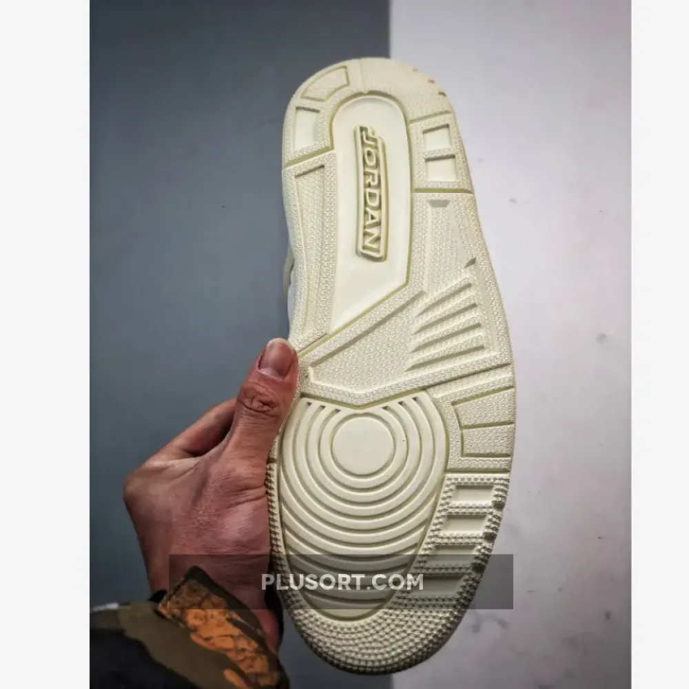 Jordan Spizike Low Sail/University Red-Coconut Milk  FQ1759-100