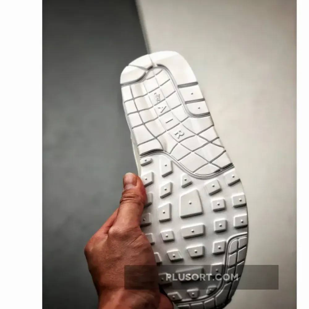 Nike Air Max 1 Rainbow Swoosh  FN4782-100