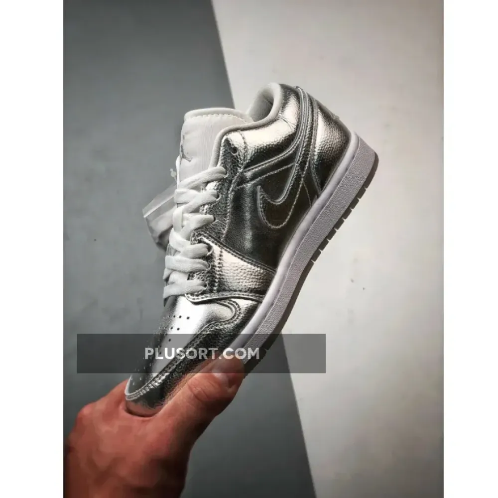 Air Jordan 1 Low Metallic Silver/Photon Dust  FN5030-001