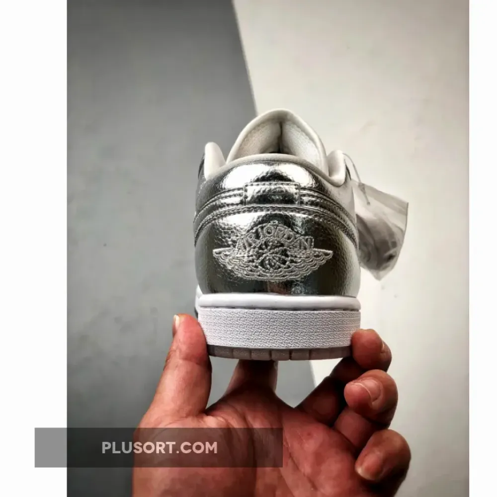 Air Jordan 1 Low Metallic Silver/Photon Dust  FN5030-001