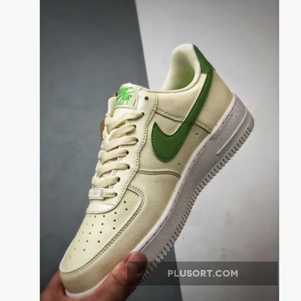 Nike Air Force 1 Low Next Nature Coconut Milk Green  DV3808-102
