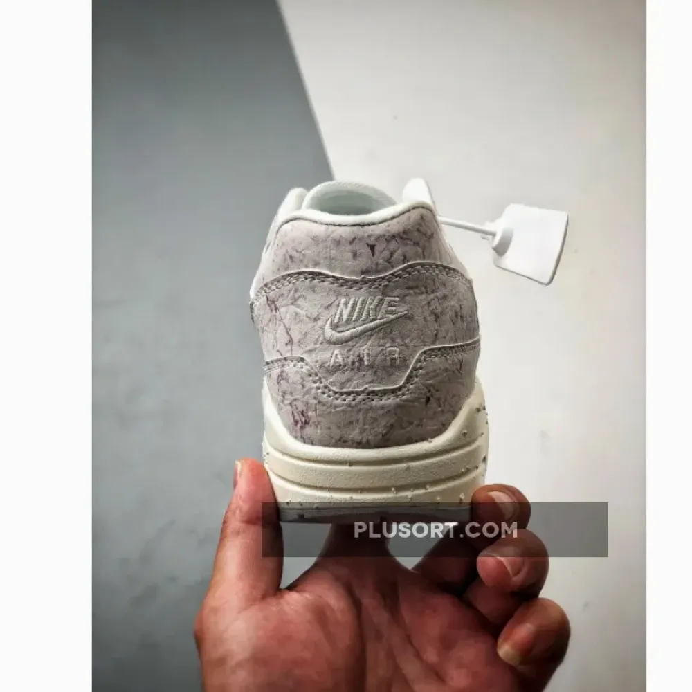 Nike Air Max 1 ’86 “Museum Masterpiece”  FZ2149-100